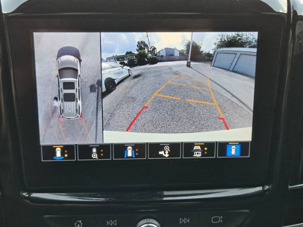 Used 2023 Chevrolet Traverse RS w/ LPO, Floor Liner Package AWD/4WD image 19