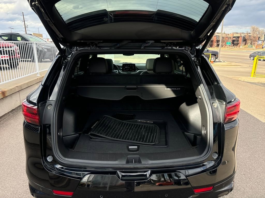 Used 2025 Chevrolet Blazer RS w/ Enhanced Convenience Package image 25