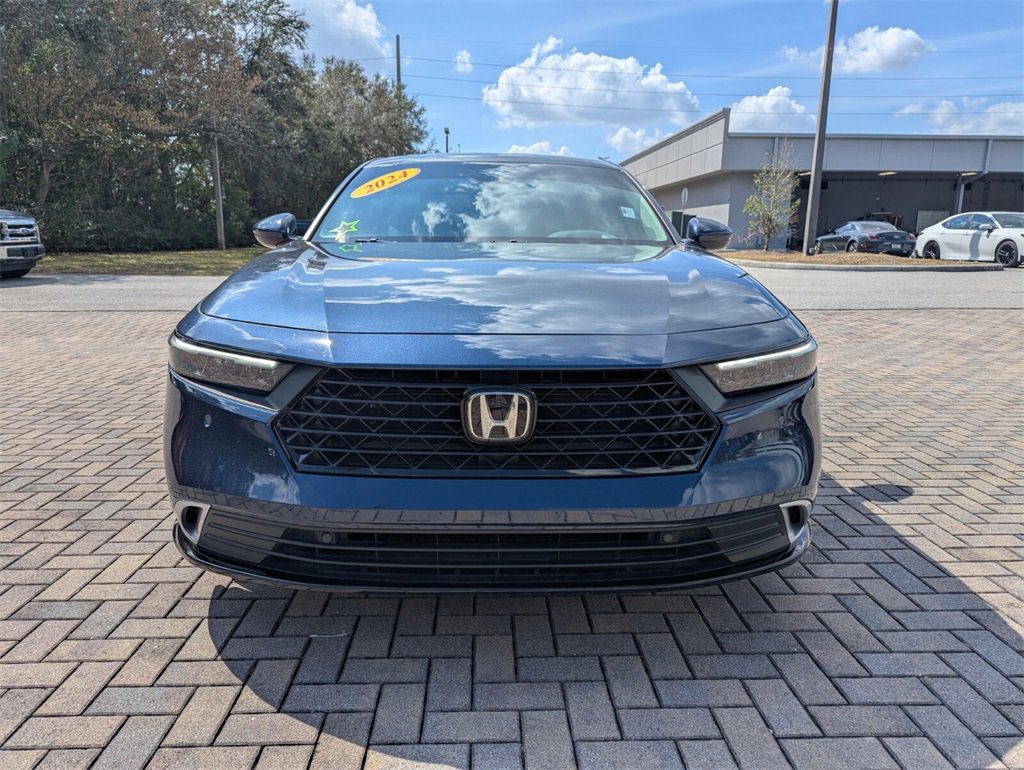 Used 2024 Honda Accord Touring image 2
