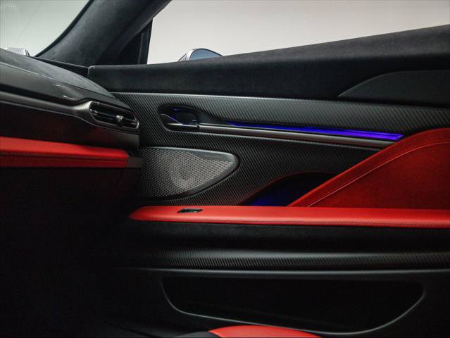Used 2025 Aston Martin Vanquish RWD image 20