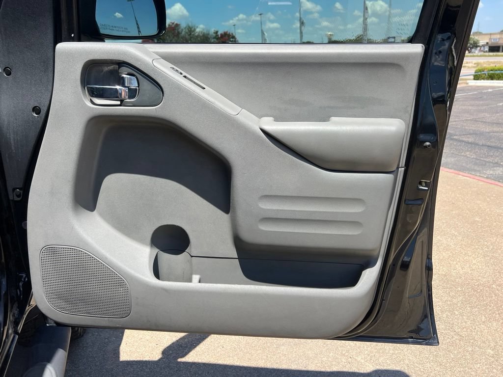 Used 2019 Nissan Frontier SV w/ Value Truck Package RWD image 12