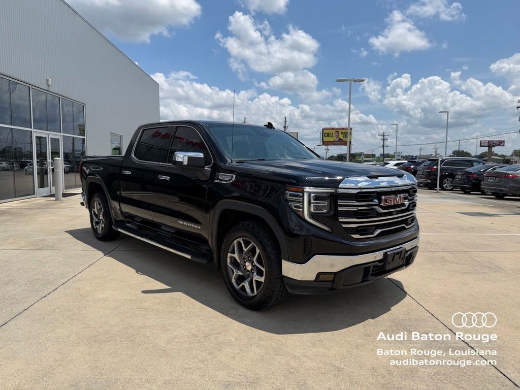 Used 2022 GMC Sierra 1500 SLT AWD/4WD image 3