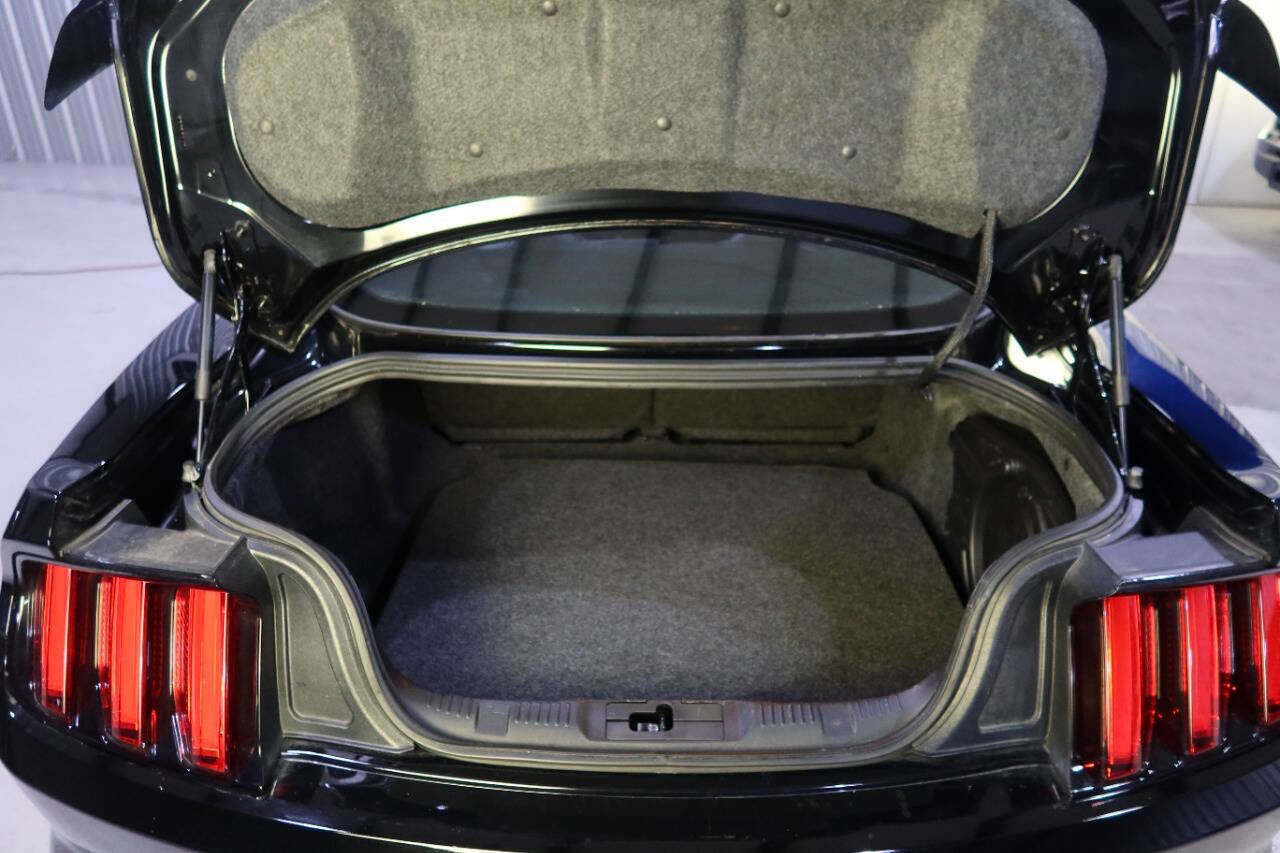 Used 2017 Ford Mustang GT Premium w/ GT Performance Package image 9