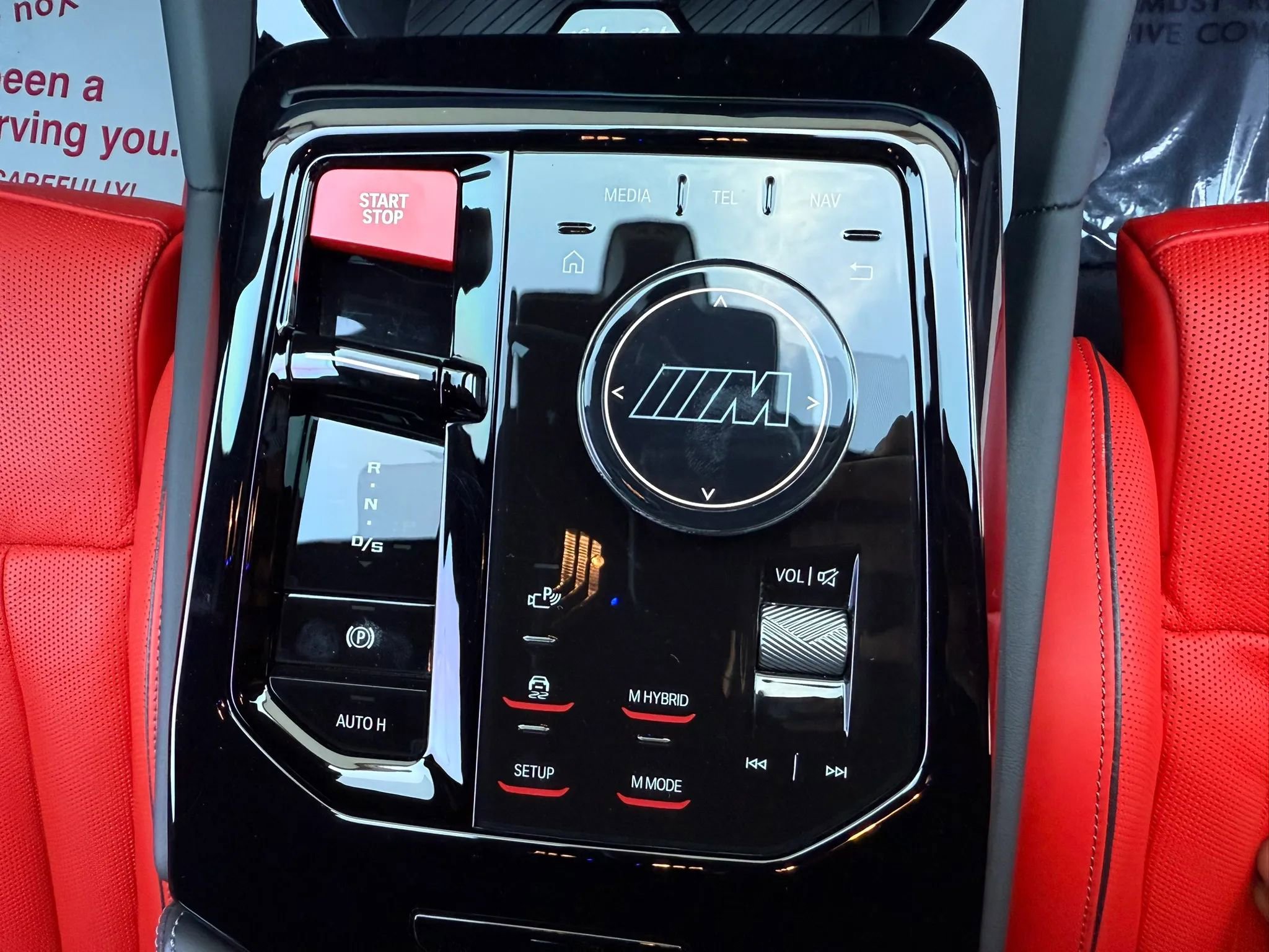 Used 2025 BMW M5 Sedan 4D w/ Executive Package image 93