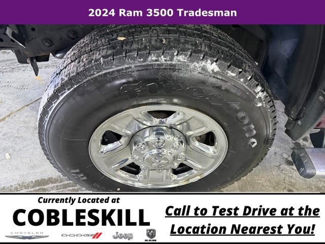 Used 2024 RAM 3500 Tradesman w/ Chrome Appearance Group image 10