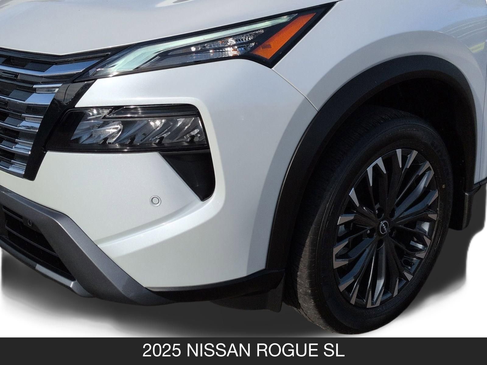 Certified 2025 Nissan Rogue SL w/ Tech Package image 11