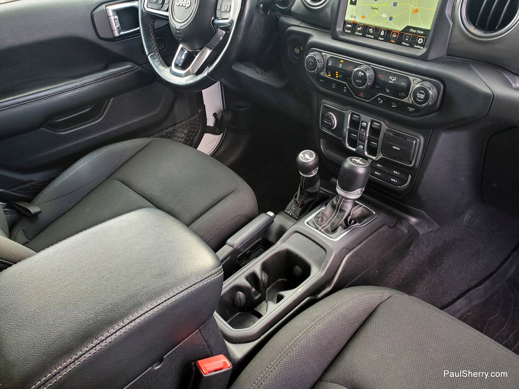 Used 2021 Jeep Wrangler Unlimited Sahara image 35