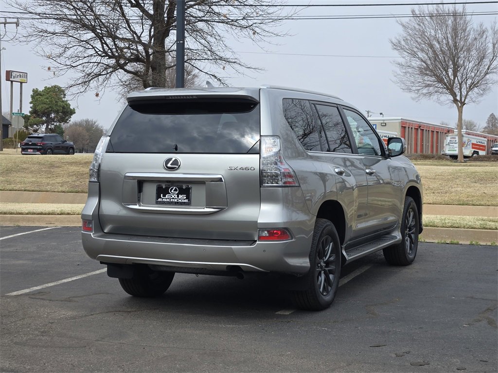 Used 2023 Lexus GX 460 Premium w/ Premium Package image 7