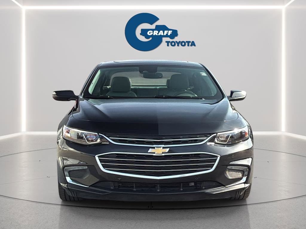 Used 2017 Chevrolet Malibu Premier w/ Premier Sun and Wheel Package image 12