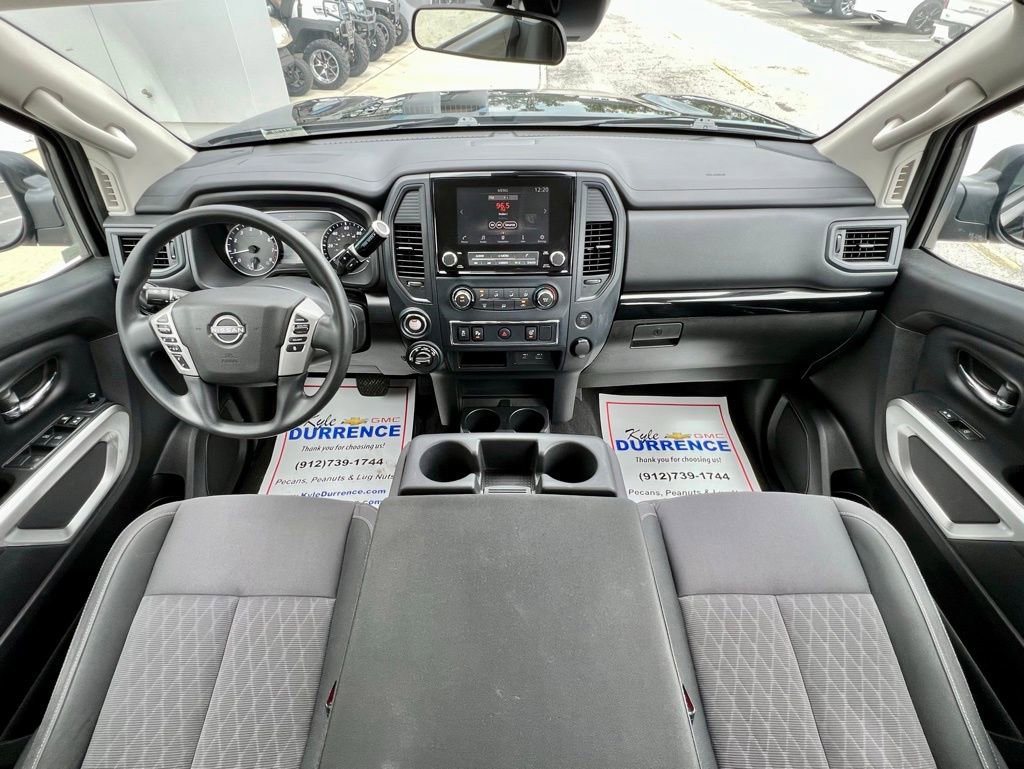 Used 2023 Nissan Titan SV image 2