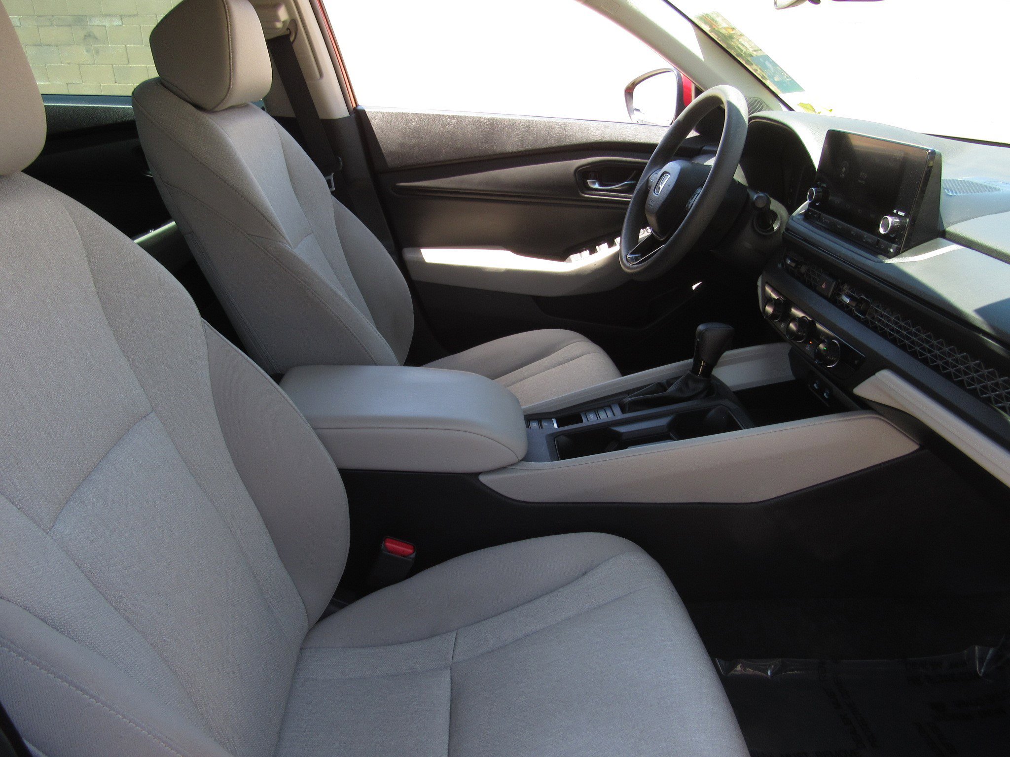 Certified 2023 Honda Accord EX image 9