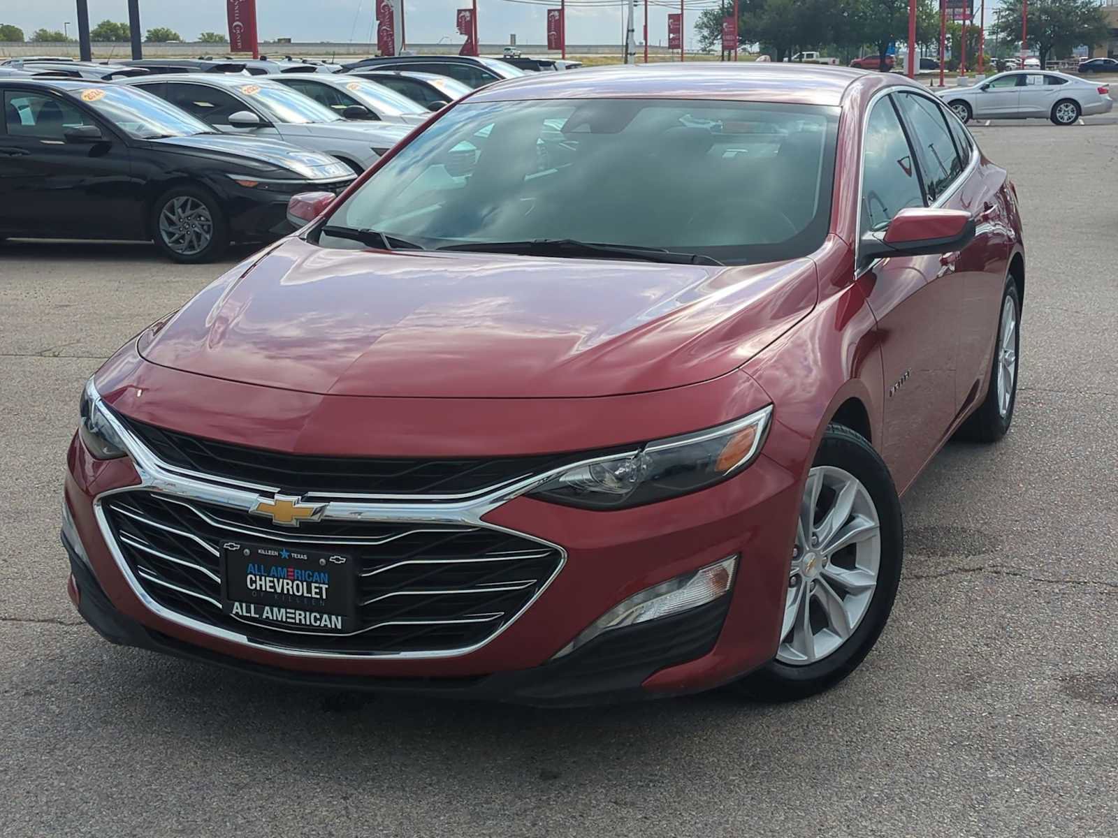 Used 2025 Chevrolet Malibu LT image 1