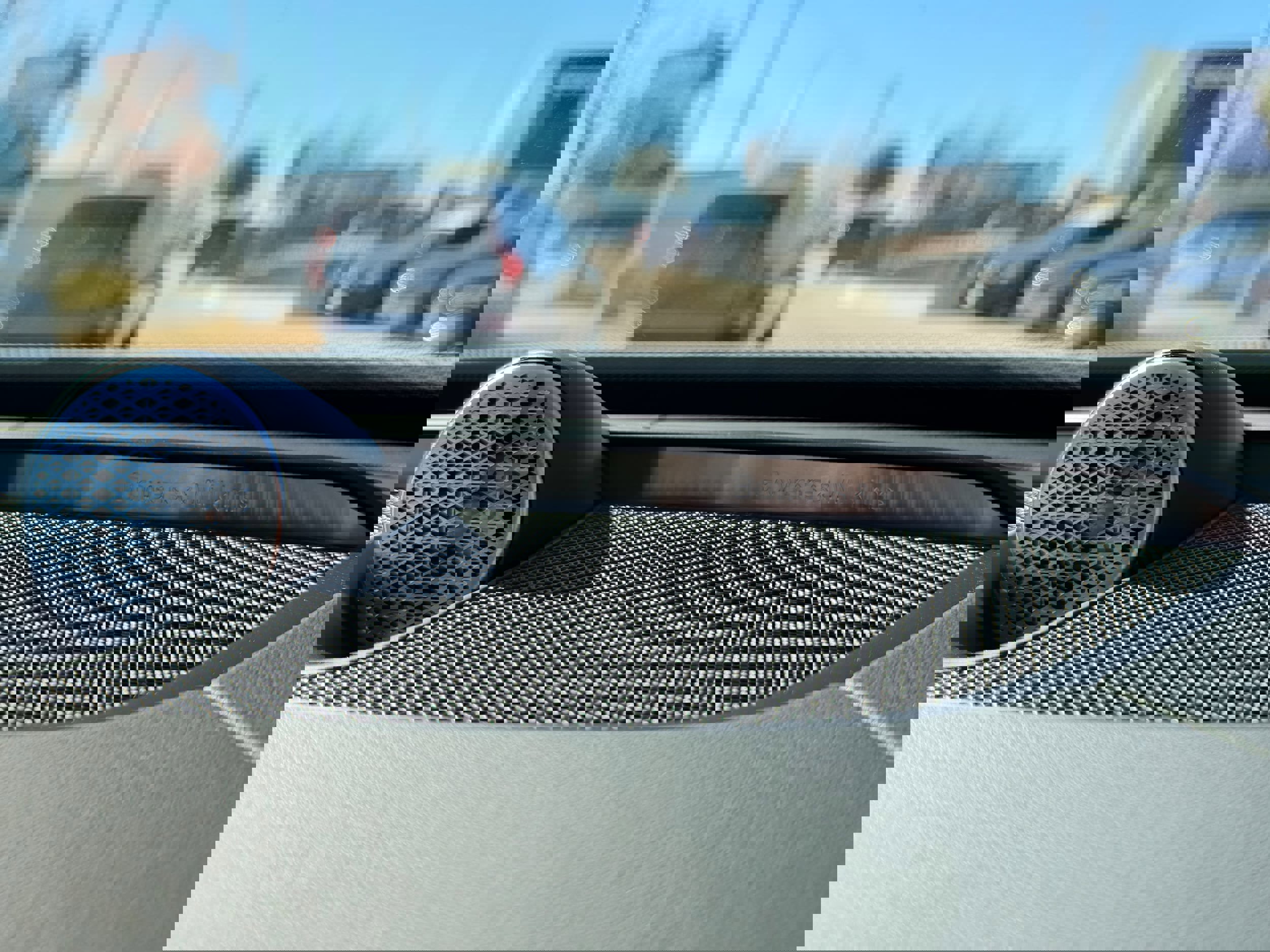 New 2026 Volvo XC90 T8 Ultra w/ Lounge Package image 16