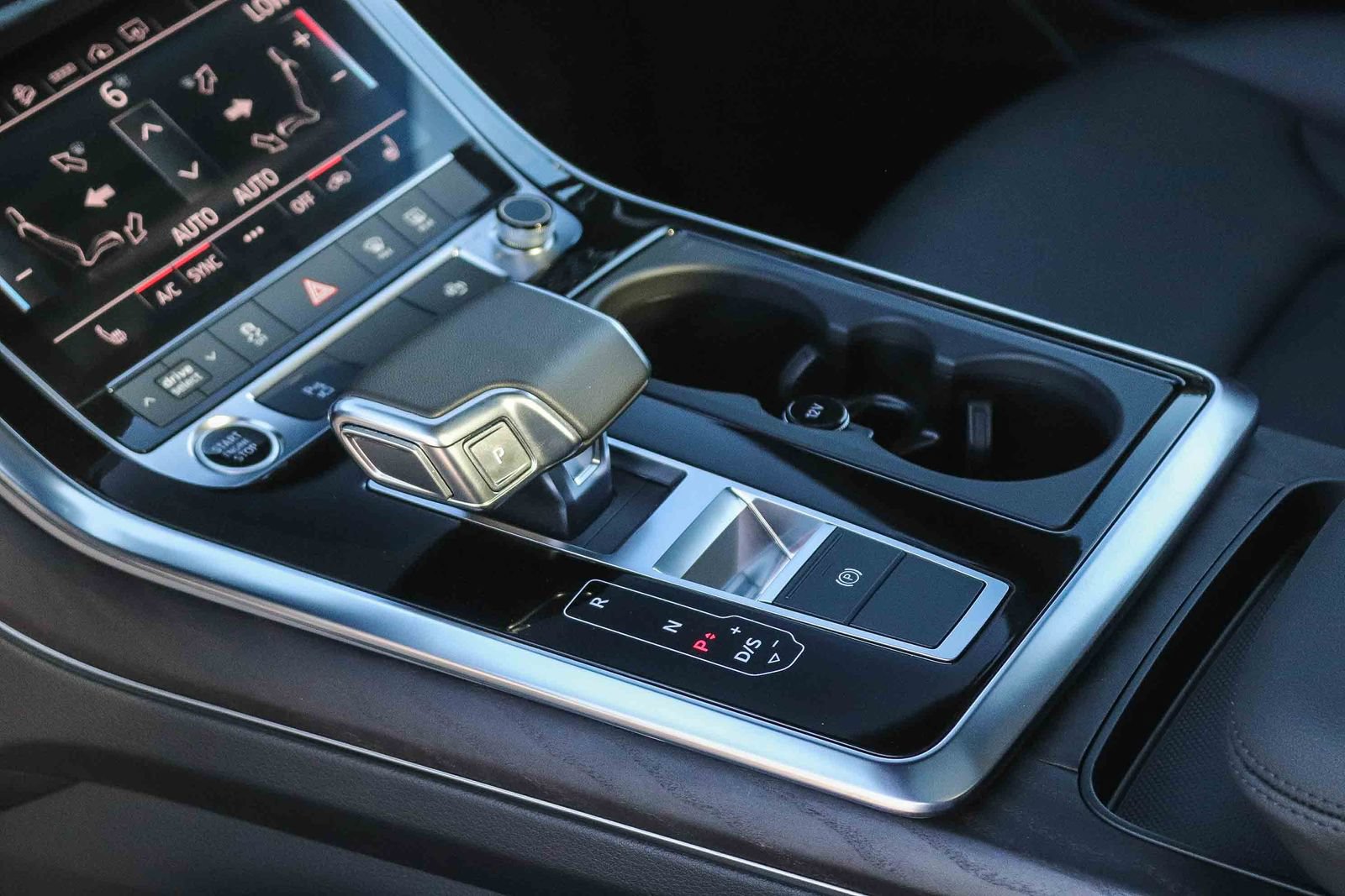 Certified 2023 Audi Q7 2.0T Premium w/ Convenience Package AWD/4WD image 22