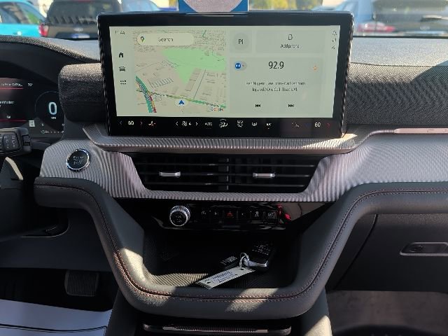 Used 2025 Ford Explorer Active image 14