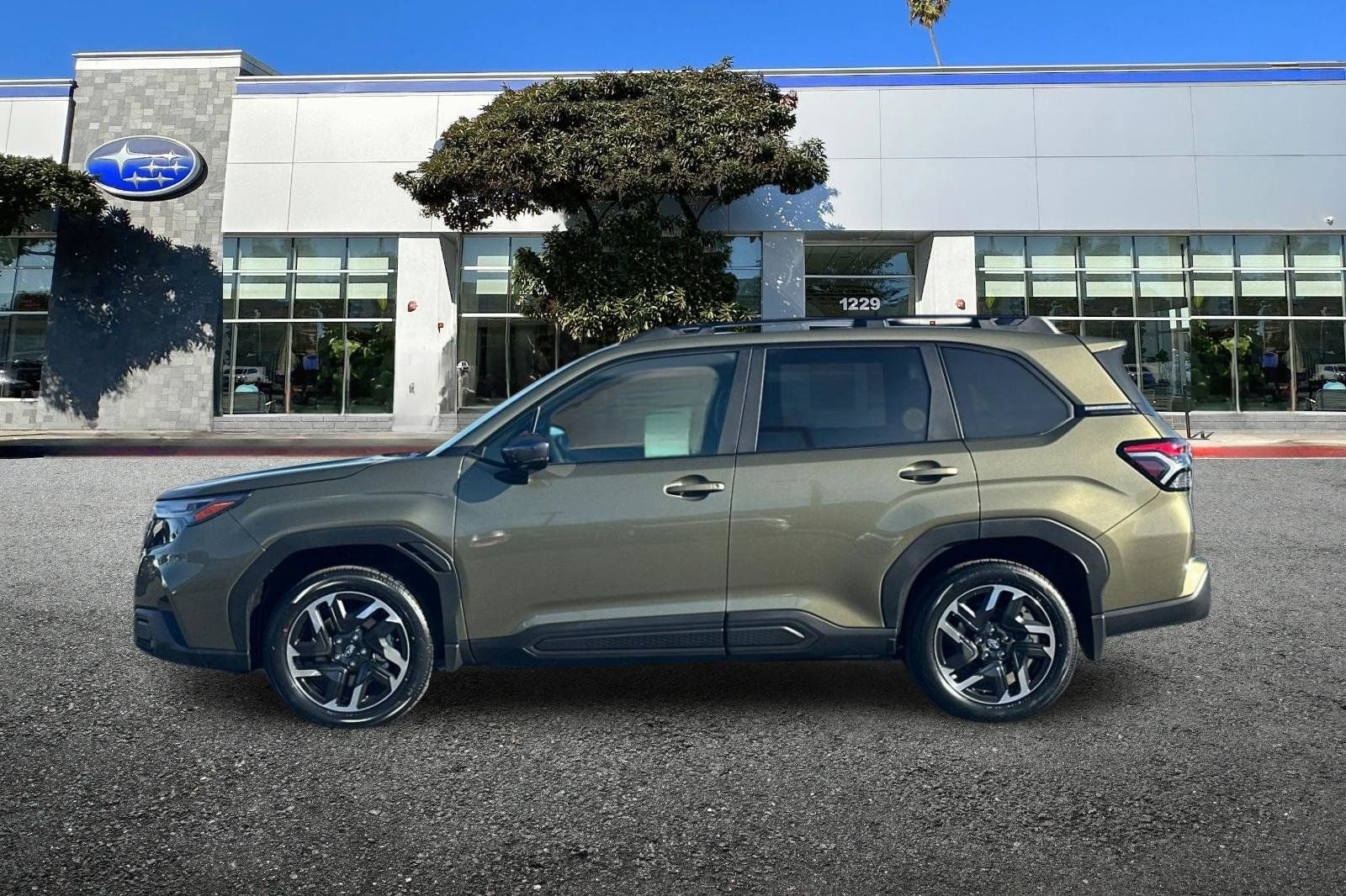 New 2026 Subaru Forester Limited image 9