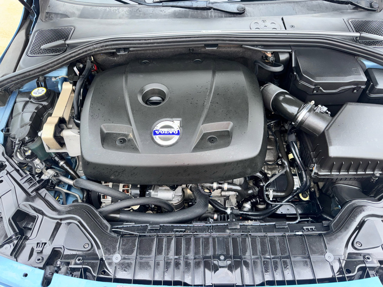 Used 2015 Volvo V60 T5 Platinum image 24