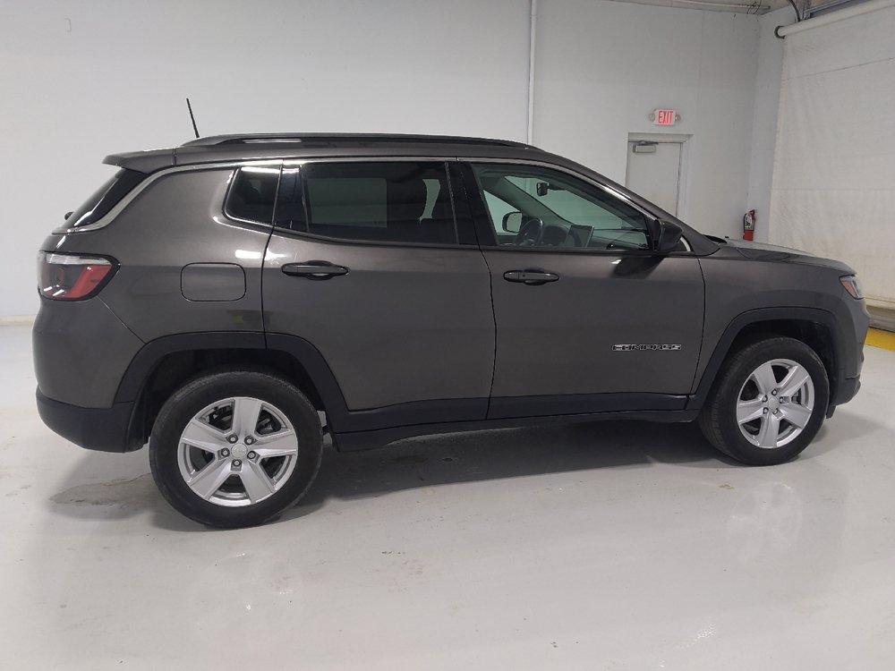 Used 2022 Jeep Compass Latitude w/ Convenience Group AWD/4WD image 10