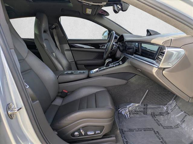 Used 2017 Porsche Panamera 4S image 23