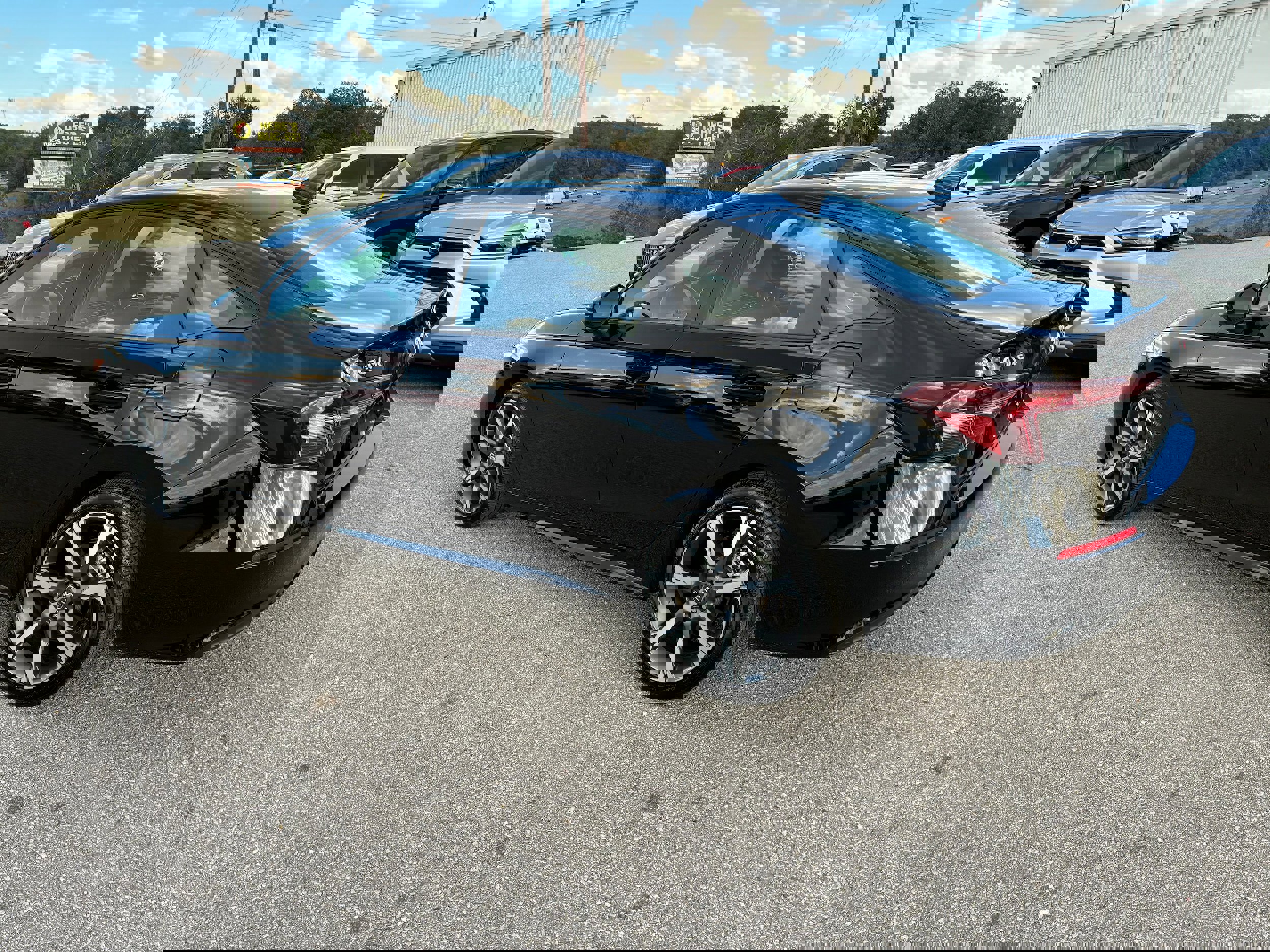 Used 2025 Honda Civic Sport Touring image 2