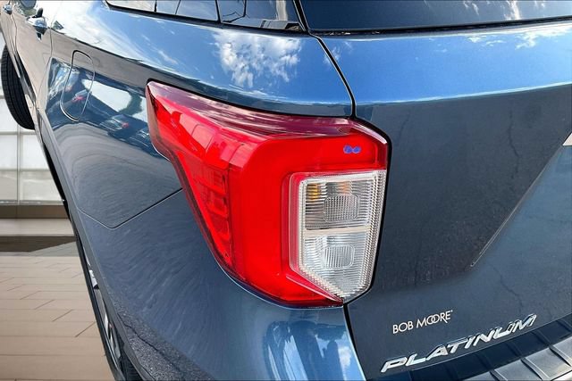 Used 2020 Ford Explorer Platinum w/ Premium Technology Package AWD/4WD image 30