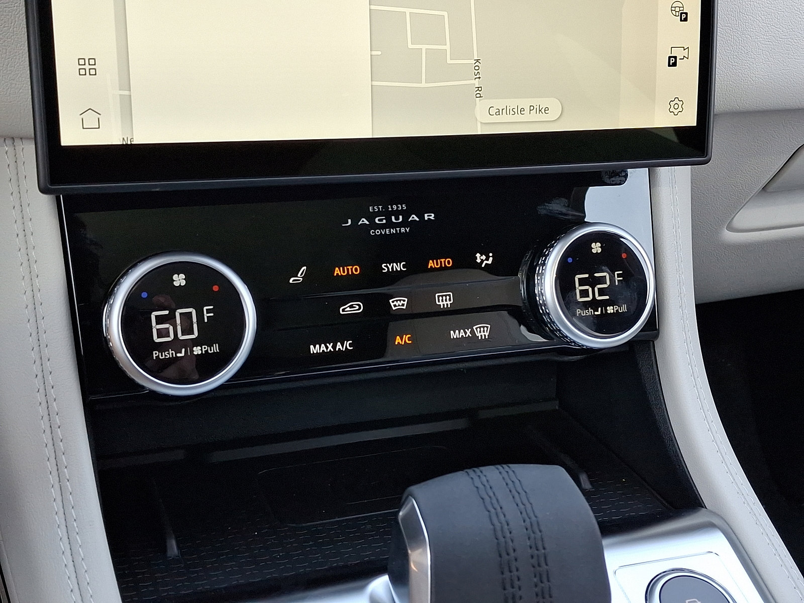New 2026 Jaguar F-PACE R-Dynamic S image 14
