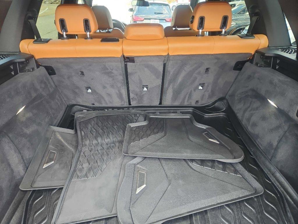 Used 2021 BMW X5 xDrive40i w/ Convenience Package image 9