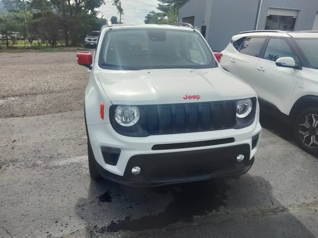Used 2023 Jeep Renegade Latitude AWD/4WD image 12