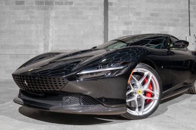 Used 2021 Ferrari Roma image 40