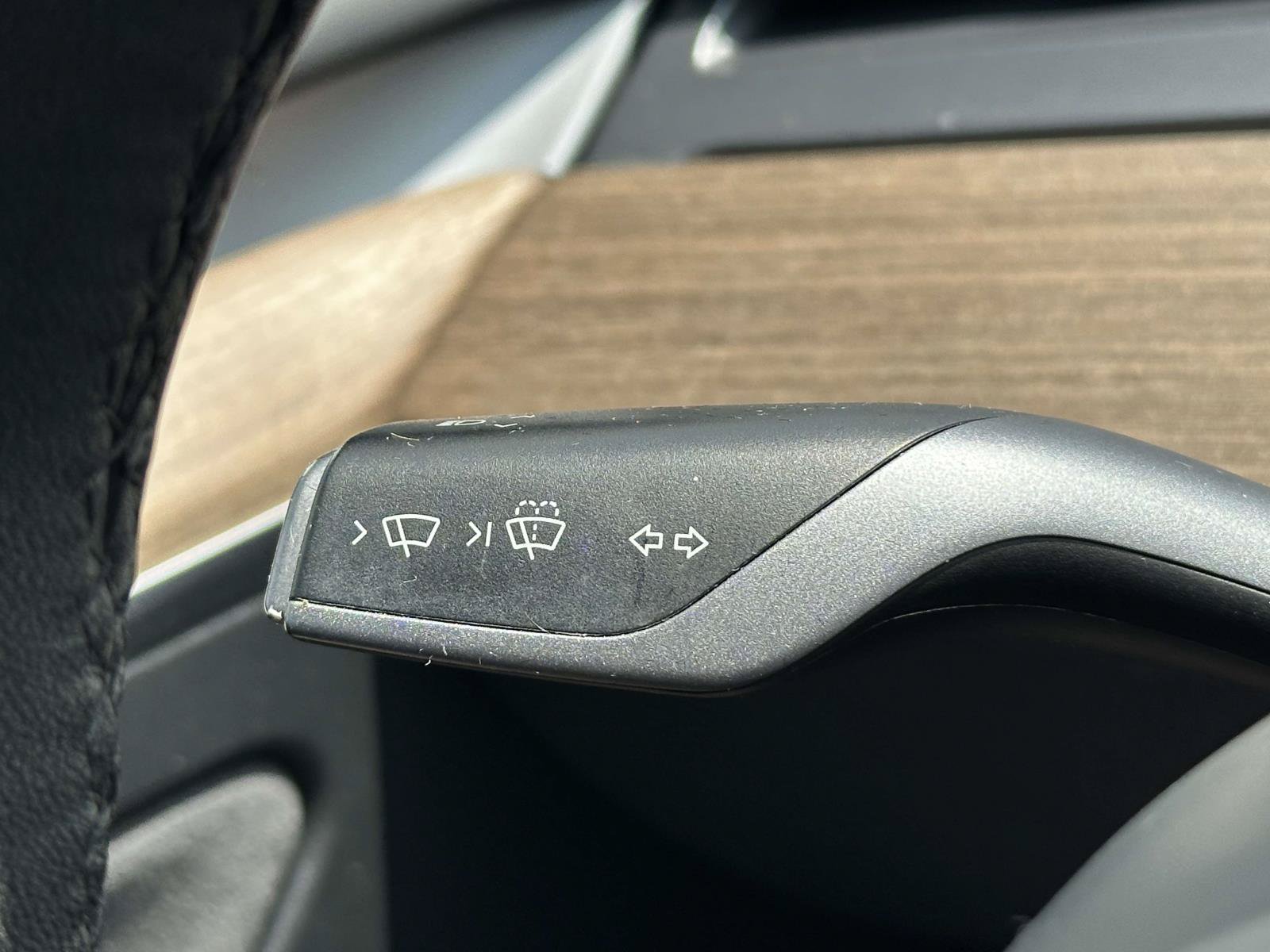 Used 2023 Tesla Model 3 Standard Range RWD image 23