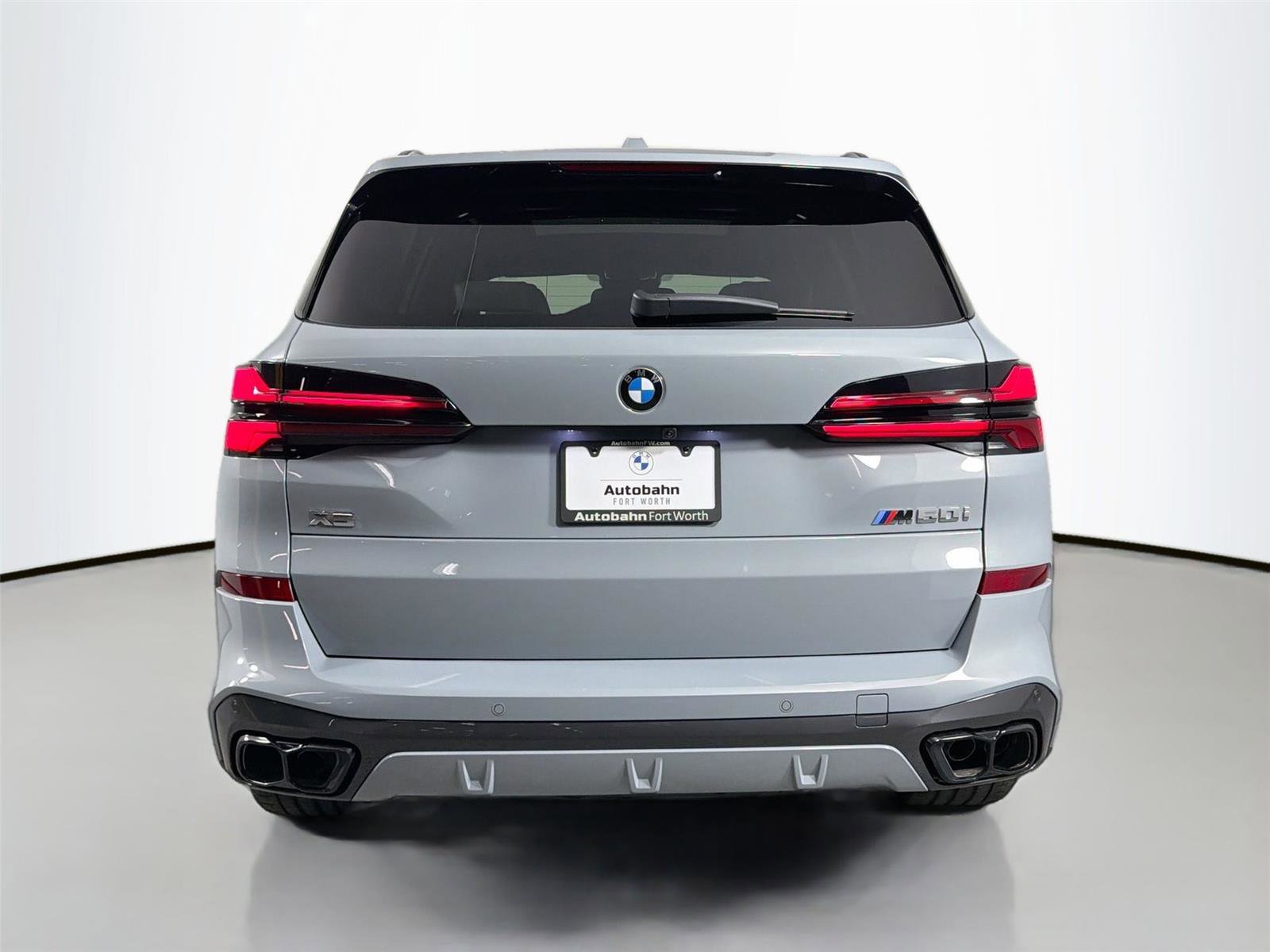 New 2026 BMW X5 M60i image 6