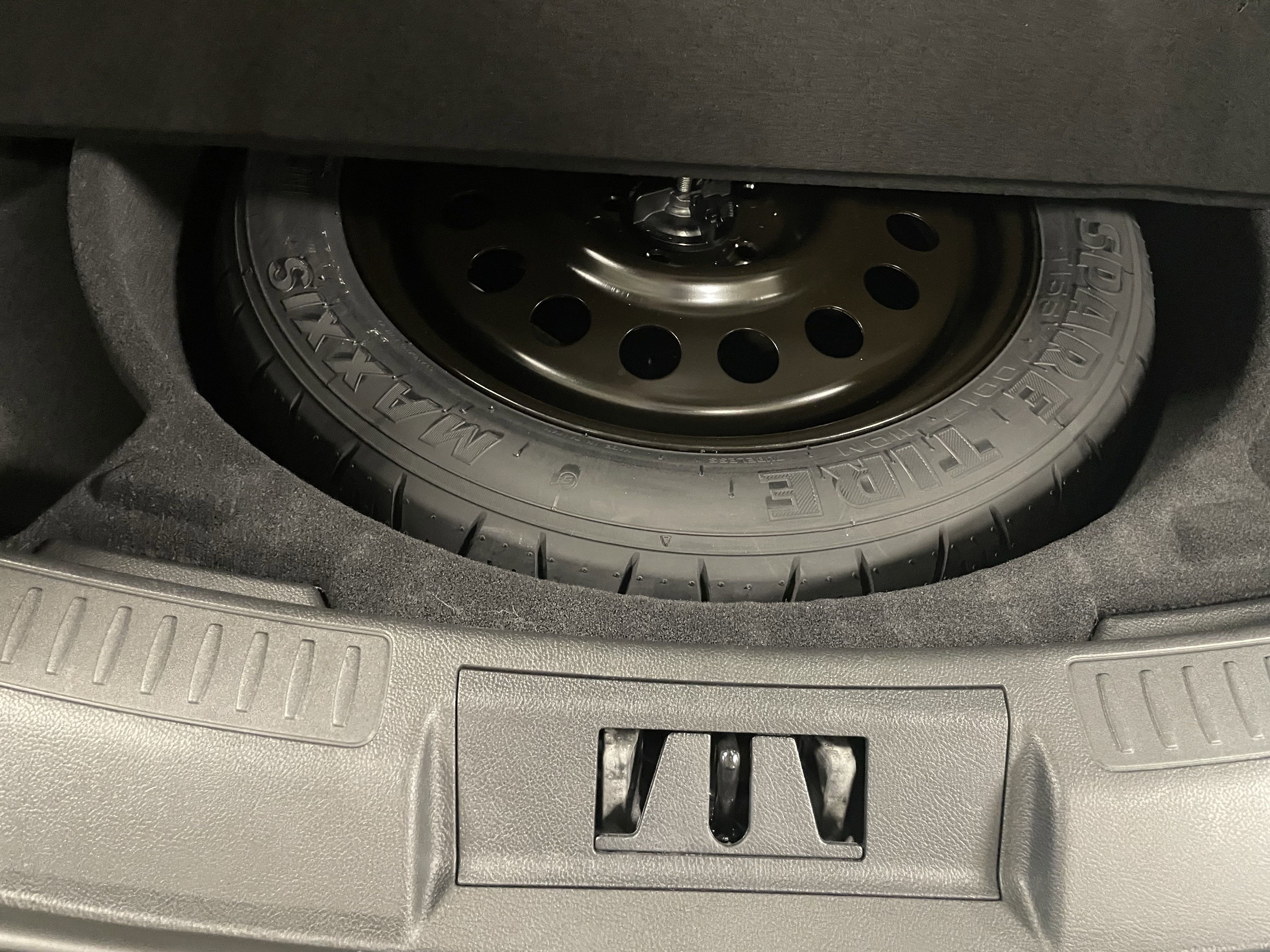 Used 2025 Lincoln Corsair AWD w/ Equipment Group 101A image 29