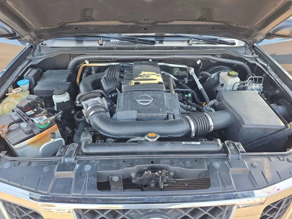 Used 2013 Nissan Frontier SV RWD image 16