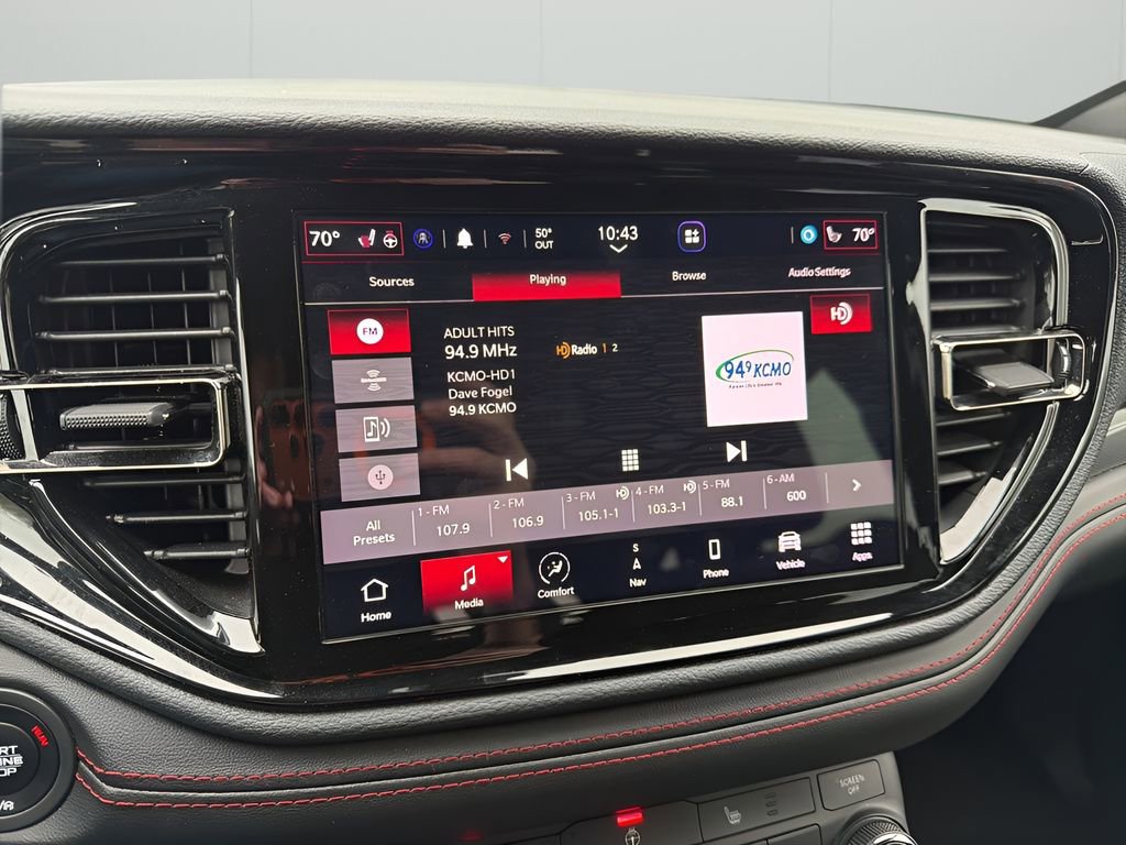 Used 2025 Dodge Durango GT image 12