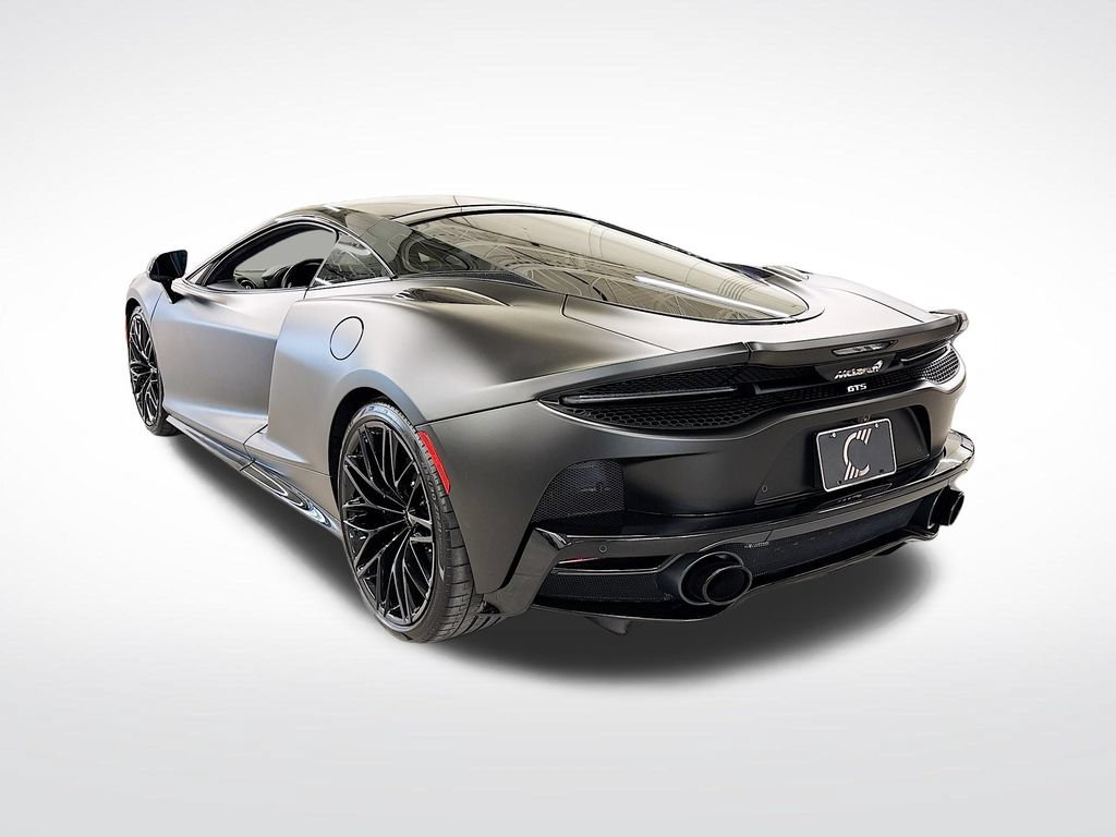 Used 2025 McLaren GTS RWD image 3