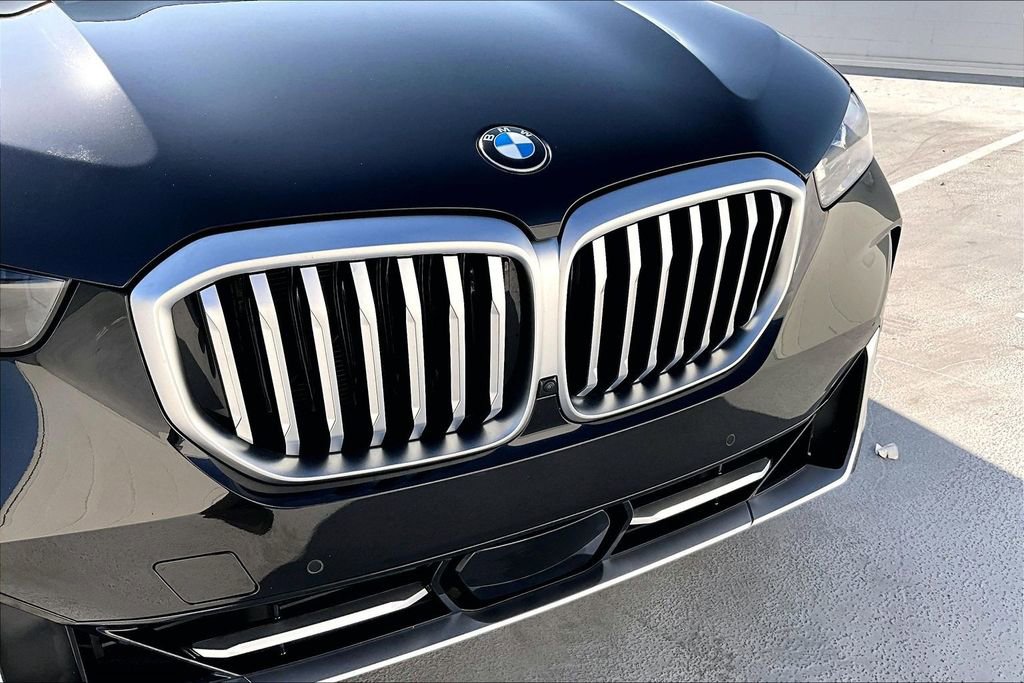 Used 2024 BMW X5 sDrive40i w/ Climate Comfort Package RWD image 31