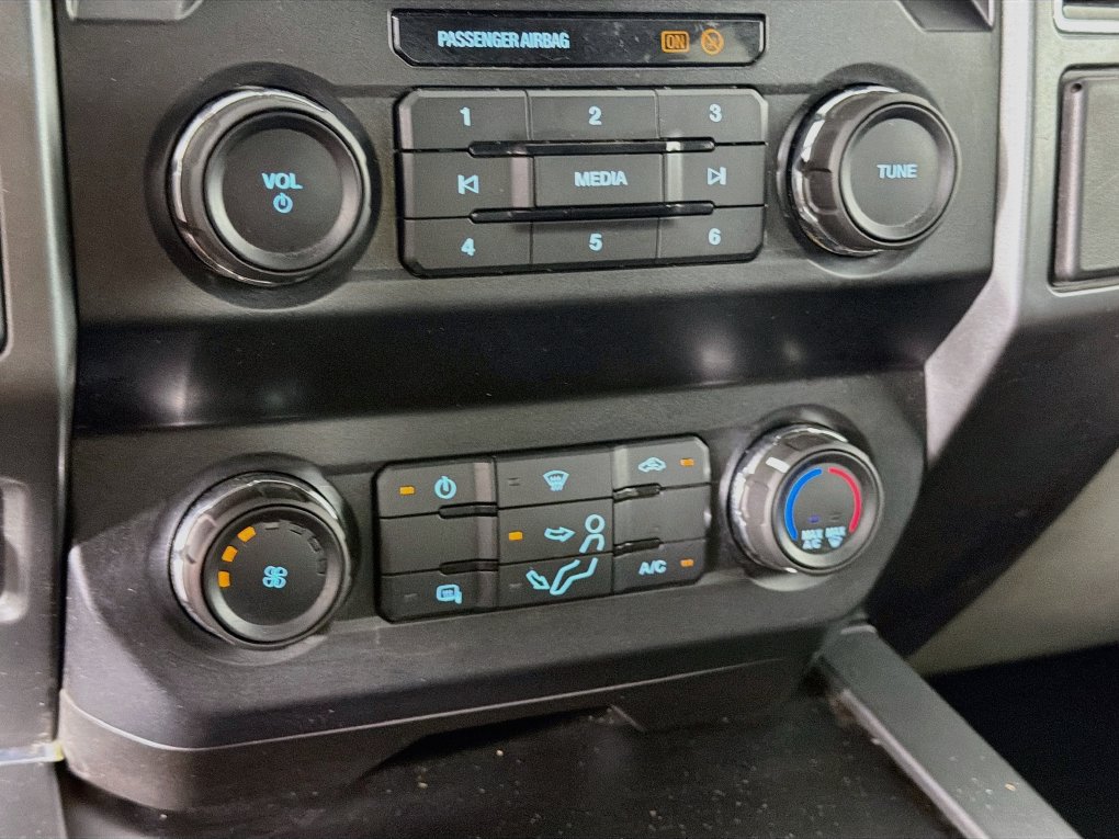 Used 2022 Ford F350 XLT AWD/4WD image 20