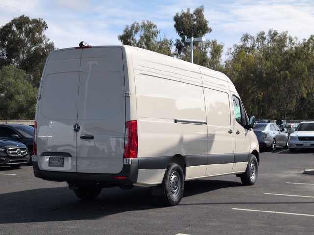New 2026 Mercedes-Benz Sprinter 2500 image 2