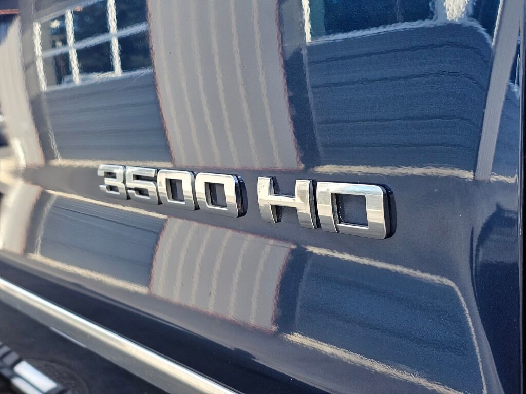 Used 2018 Chevrolet Silverado 3500 LTZ image 11
