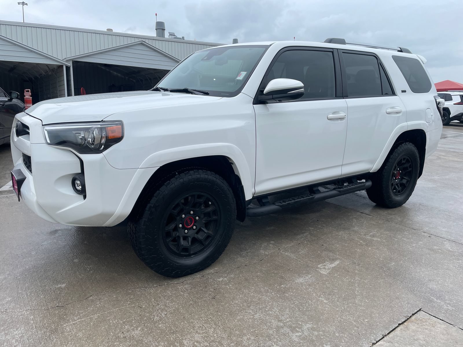 Used 2024 Toyota 4Runner SR5 Premium w/ Moonroof Package AWD/4WD image 1