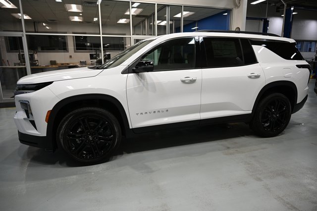 New 2026 Chevrolet Traverse LT w/ Driver Confidence Package image 7