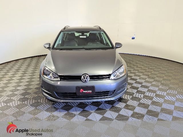Used 2017 Volkswagen Golf SE FWD image 3