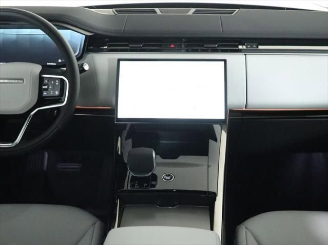 New 2026 Land Rover Range Rover Sport SE image 14