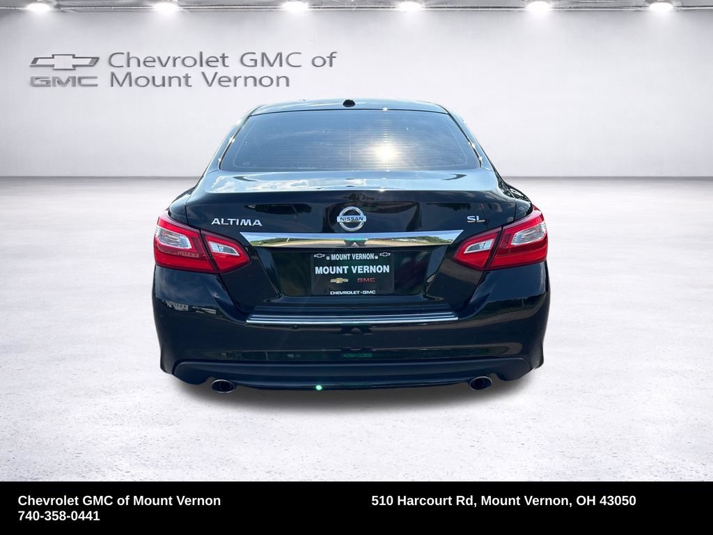 Used 2016 Nissan Altima 2.5 SL w/ 2.5 Technology w/LED Package FWD image 4