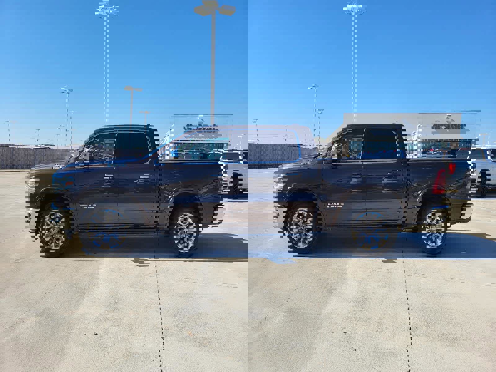 Used 2019 RAM 1500 Laramie Longhorn image 2