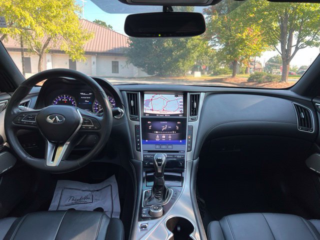 Used 2017 INFINITI Q60 2.0t w/ Premium Plus Package 2.0T AWD/4WD image 20
