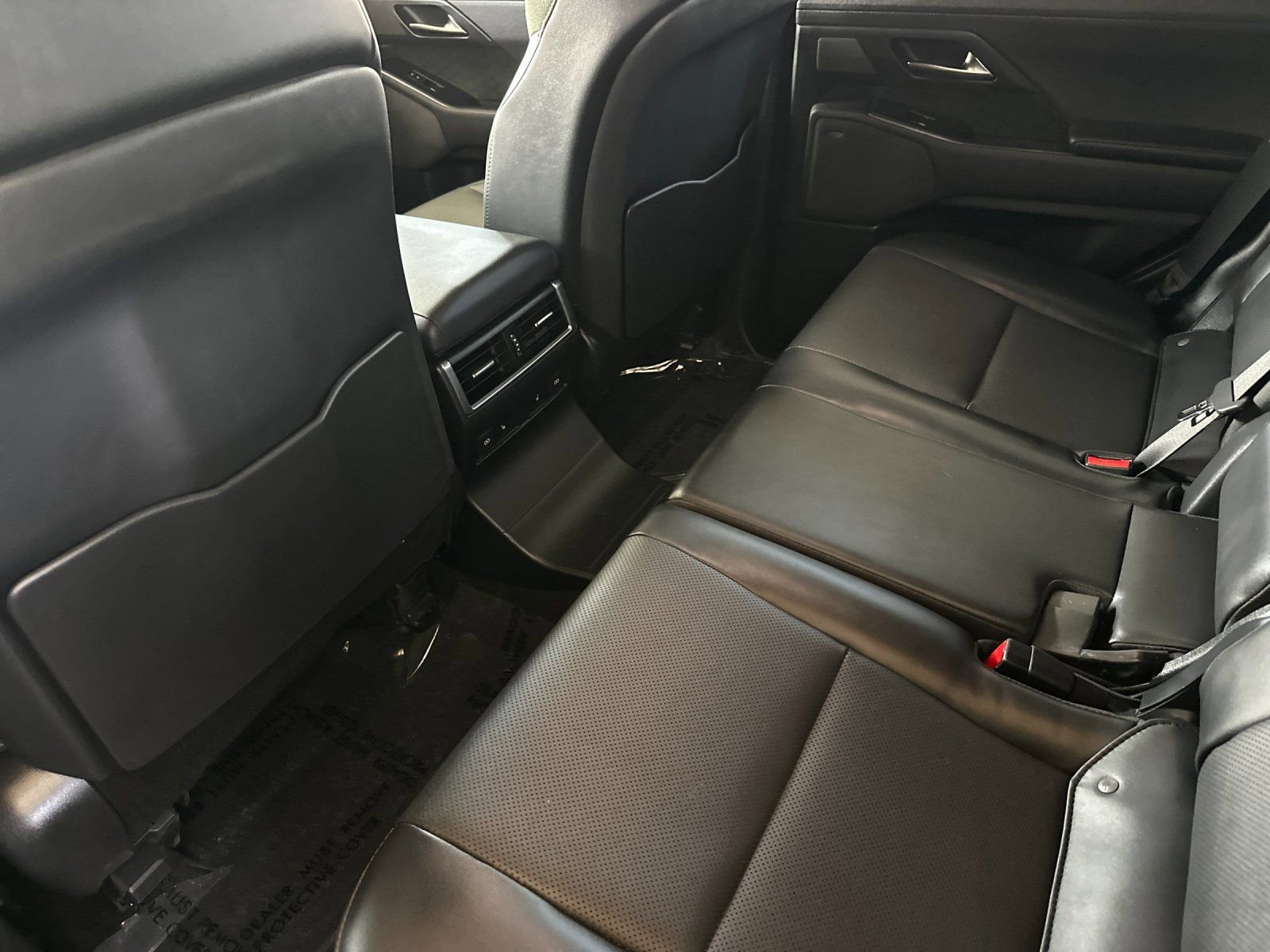 Used 2024 Lexus GX 550 AWD/4WD image 13