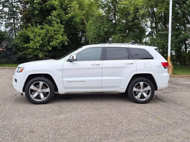 Used 2016 Jeep Grand Cherokee Overland AWD/4WD image 6