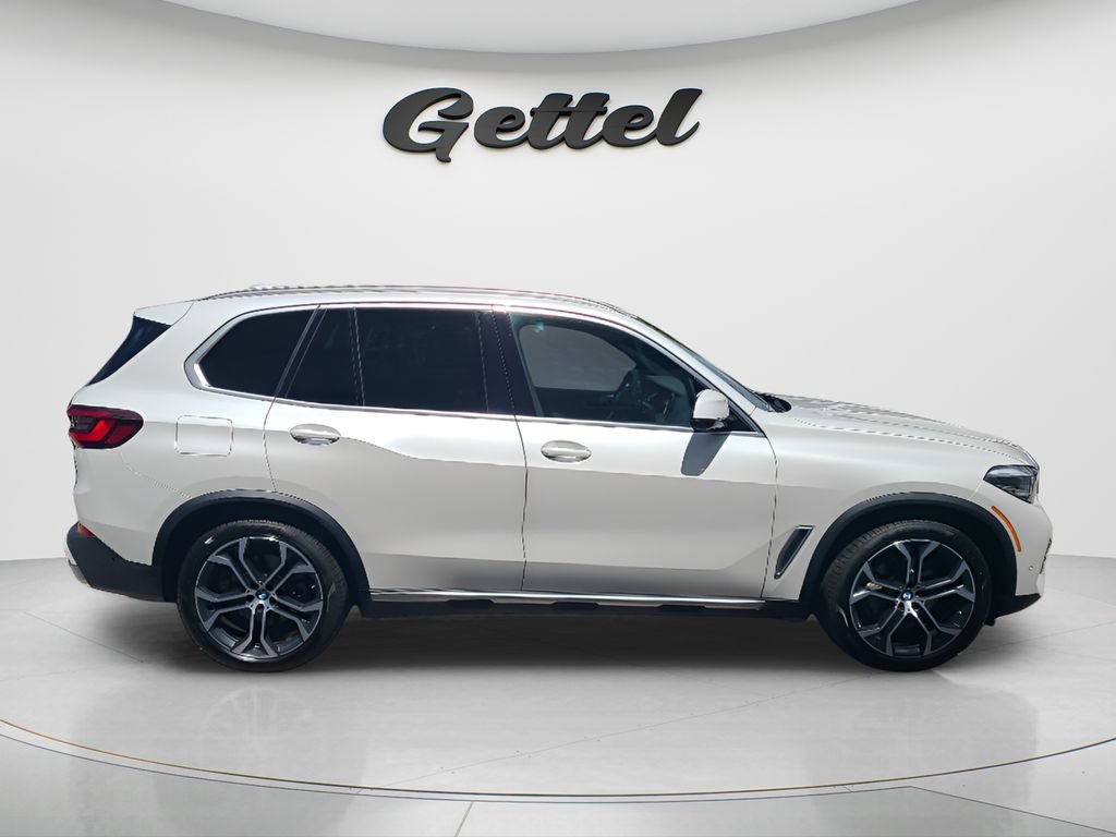 Used 2022 BMW X5 sDrive40i w/ Premium Package RWD image 7
