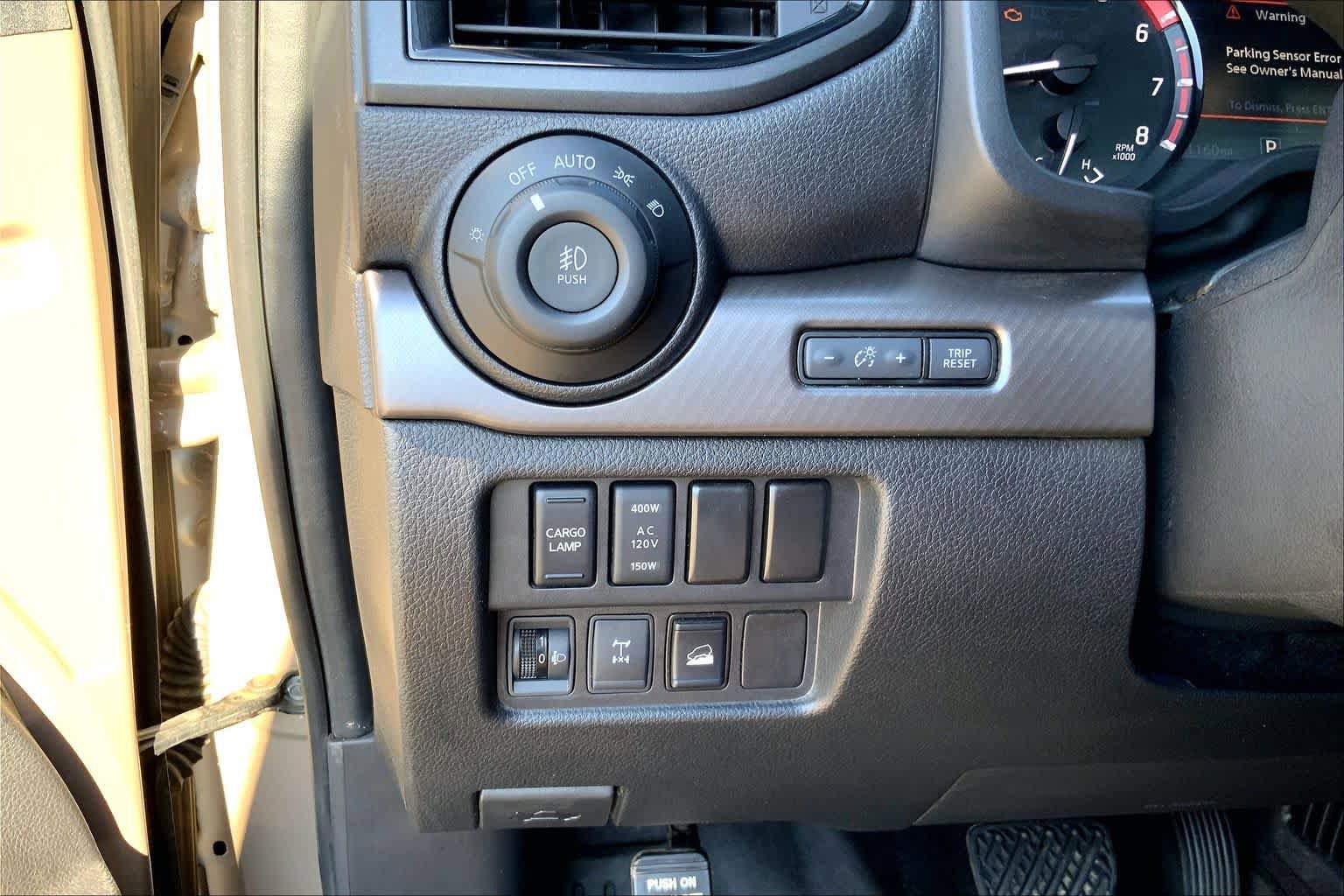 Used 2021 Nissan Titan PRO-4X w/ Pro-4x Convenience Package AWD/4WD image 33